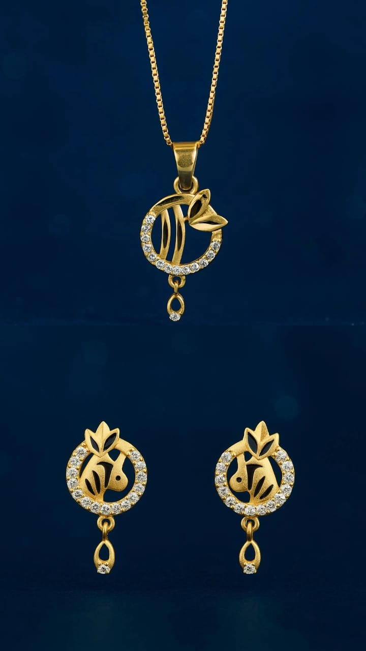 Graceful Gold-Plated Pendant and Earring Set
